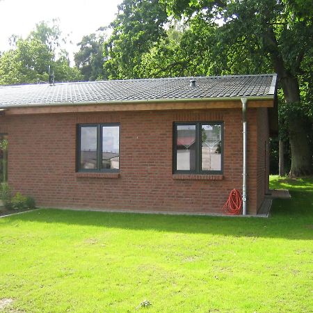 Peaceful Apartment In Zarnewanz Near Baltic Sea Екстериор снимка