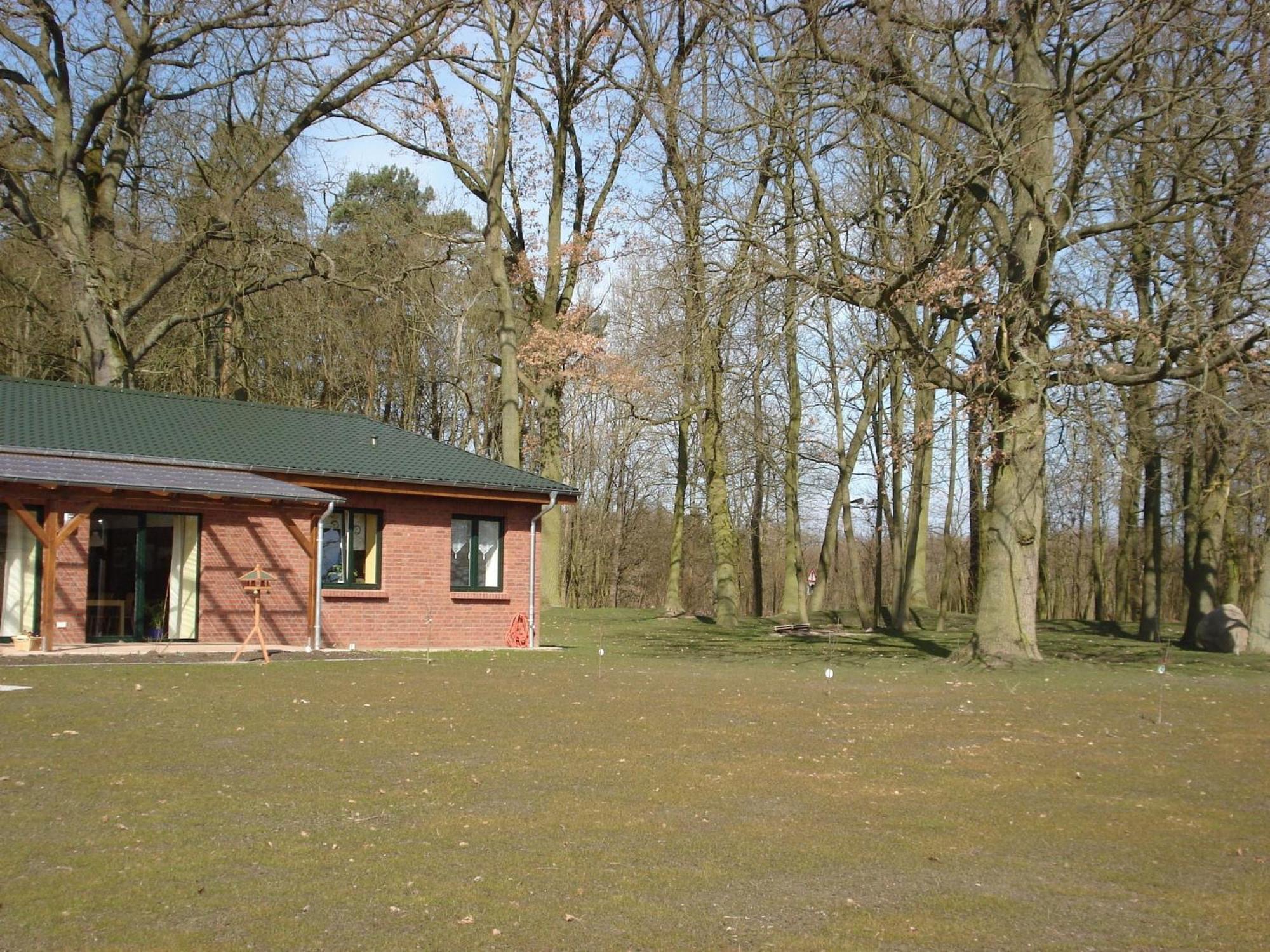 Peaceful Apartment In Zarnewanz Near Baltic Sea Екстериор снимка